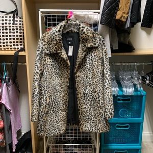 Faux fur leopard coat